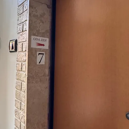 Zen Albania Gasthuis 3*