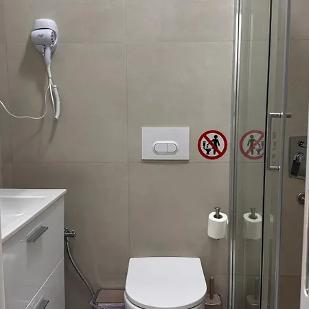 Konukevi Zen Albania
