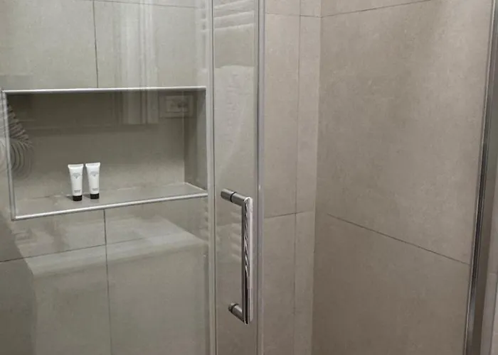 Zen Albania Gasthuis Tirana